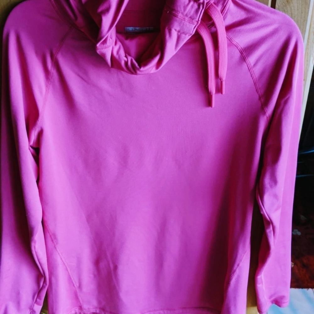 Women's Activewear Equestrian Back Country Rose Pink (L) Cowl Neck & Thumb Hole